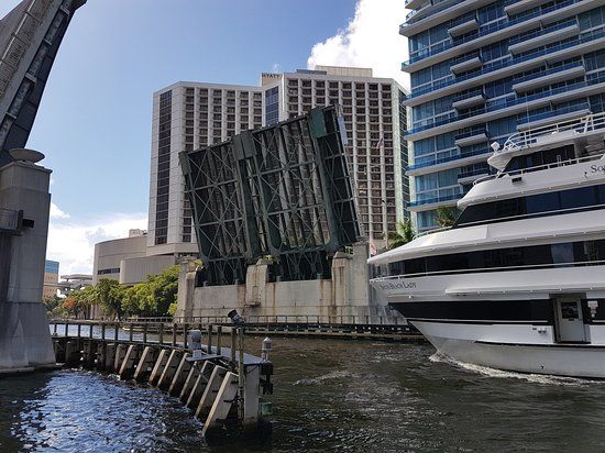 Brickell Avenue Bridge