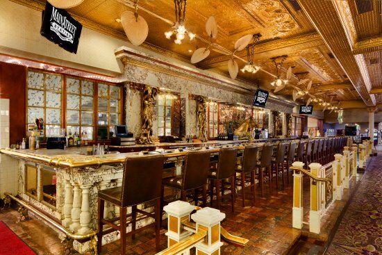 Boar's Head Bar