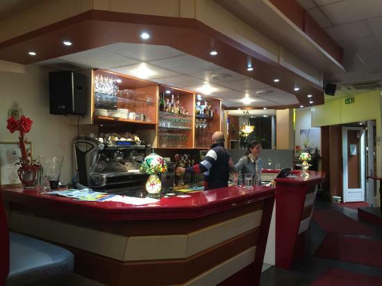 Cafe - Restaurant Goldener Lowe