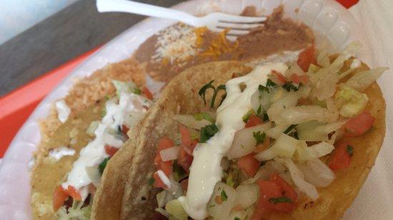 Roberto's Taco Shop