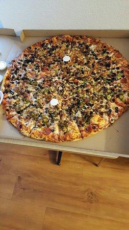 Ny Giant Pizza