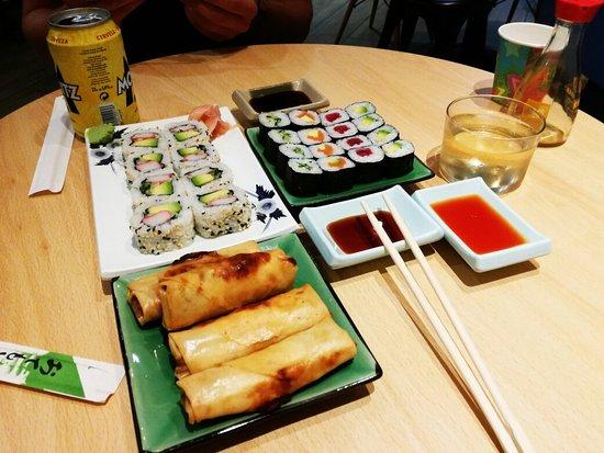 Tomi Sushi & Wok
