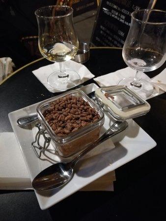Chouquette Cafe Creperie