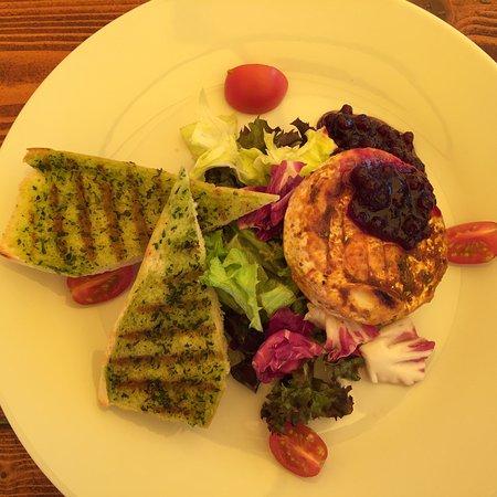 Divadelni Restaurace Jezerka
