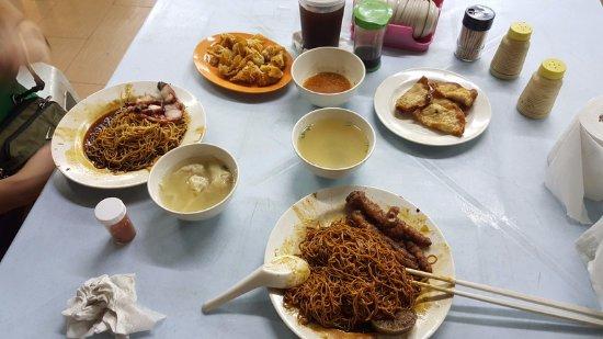 Wan Tan Mee Sg. Besi