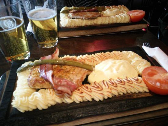 Lion Bar