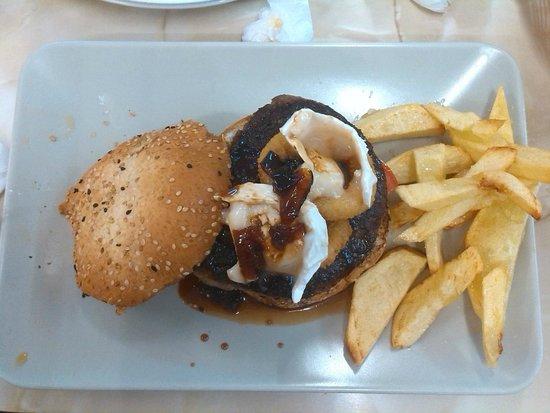 Cafe Bar Mega
