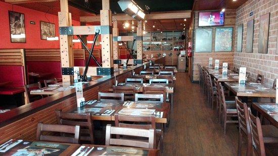 Foster's Hollywood