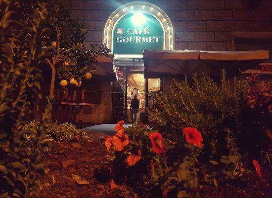 Cafe Gourmet