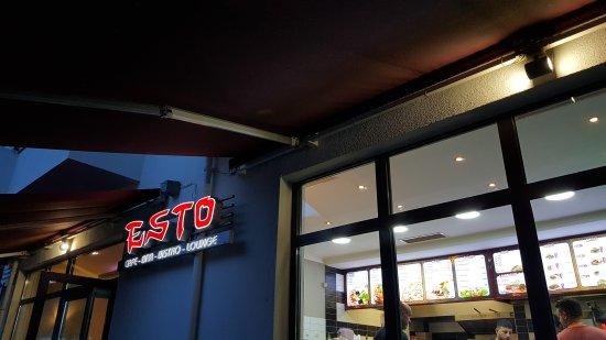 Esto Cafe Bar Restaurant