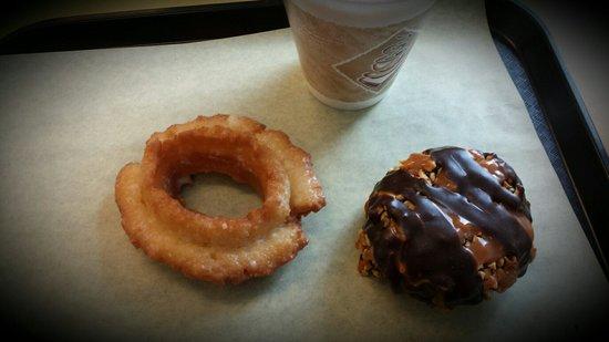 Delish Donuts