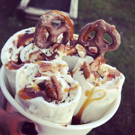 Scoop N' Roll