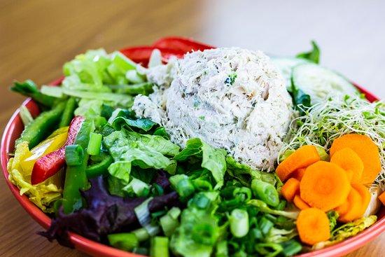 Clara's Tidbits Restaurant & Catering
