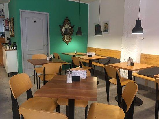 Cafe Madrigal