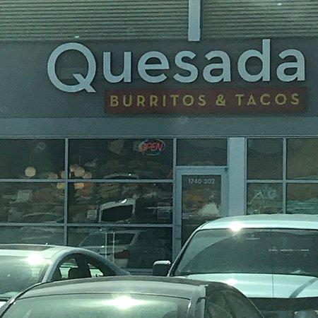 Quesada Burritos & Tacos