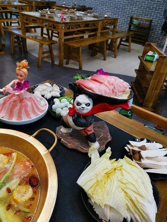 Shu San Guo Hot Pot