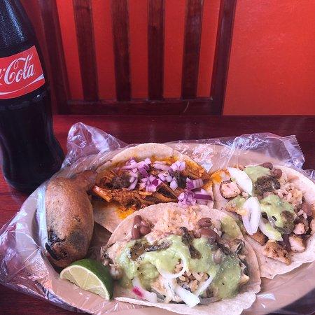 Un Taco Mas