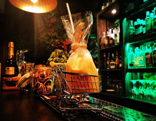 Urbain Coffee & Cocktail