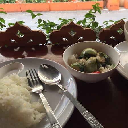 Krua Khun Puk