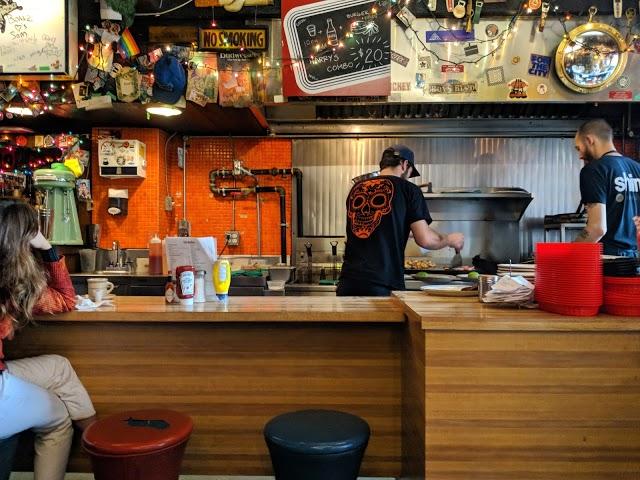 Harry's Charbroiled Dining Lounge