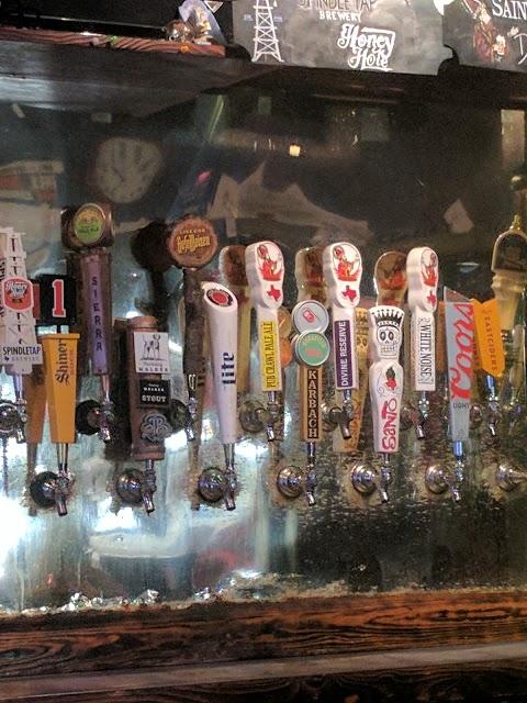 Molly's Pub