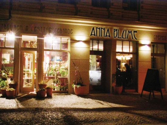 Cafe Anna Blume