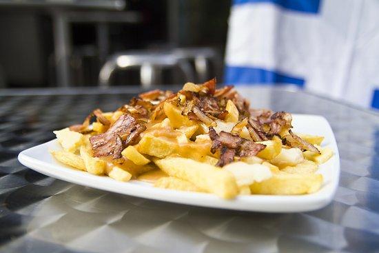Bangkok Poutine