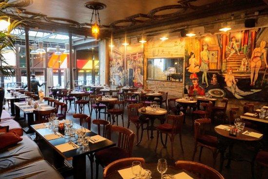Delaville Cafe