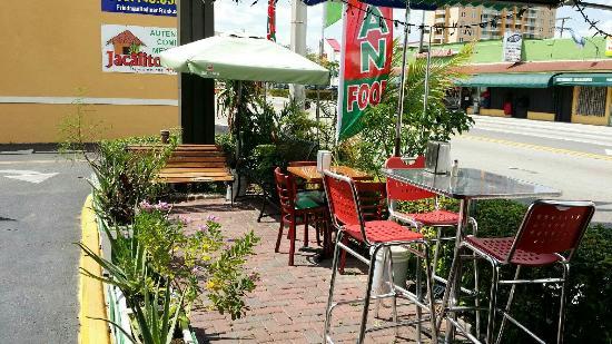 Jacalito Taqueria