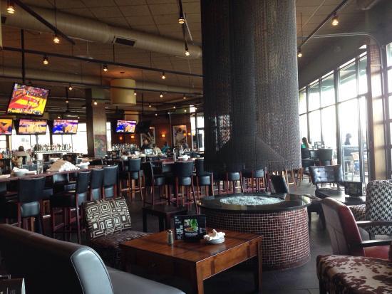 Bar Louie