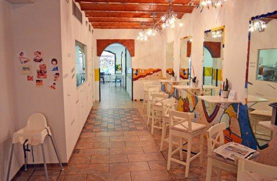 Gaudi Bakery