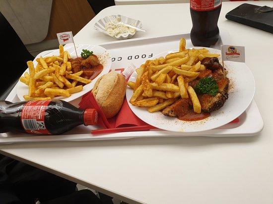 Rostbratwurst am Ostbahnhof