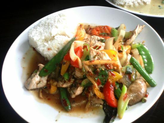 M&M Thai Restaurant