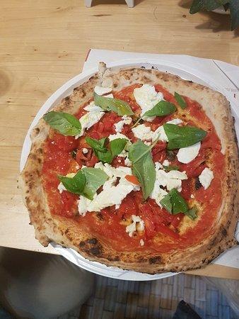 Casa Della Pizza