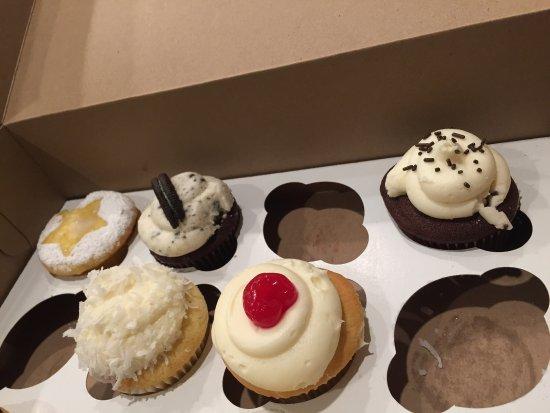 Coastal Cupcakes