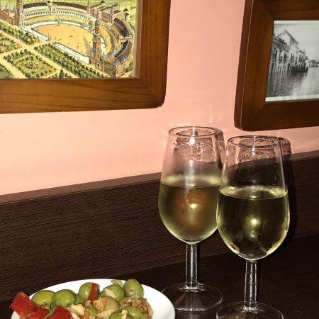 Bodeguita el 24