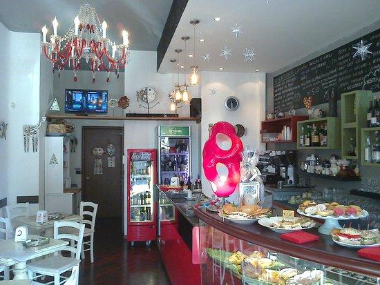 Raku Art Caffe