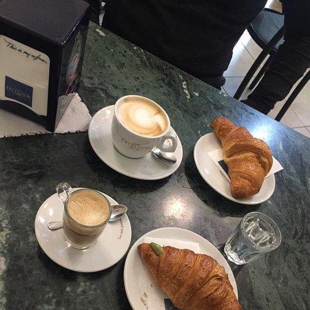 Bar Leone