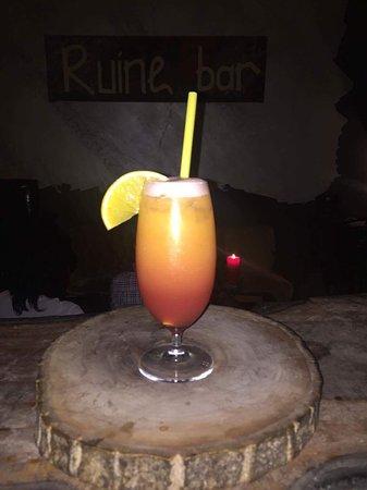 Ruine Cafe Bar