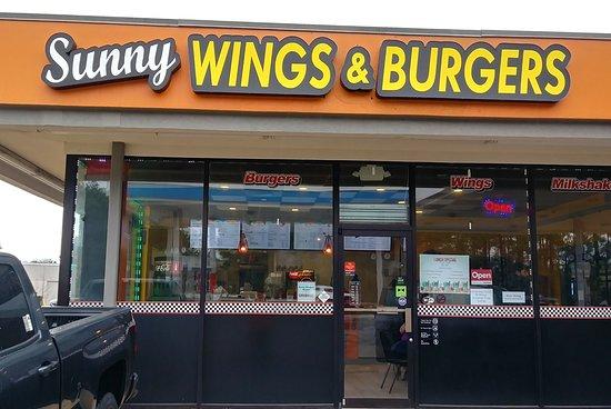 Sunny Wings & Burgers