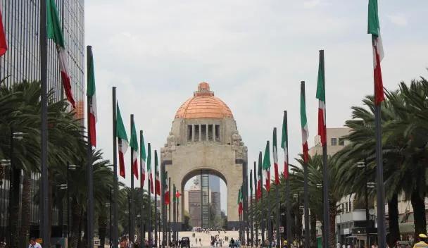Monument to the Revolution