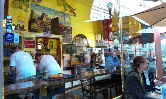 Mayas Taqueria