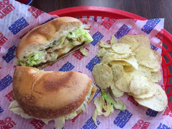 Lenny's Sub Shop