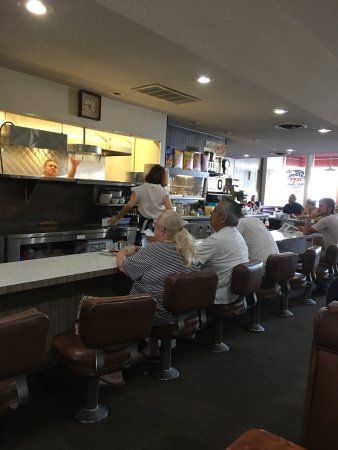 Armon's Restaurant
