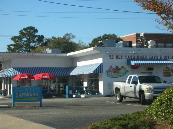 Ye Ole Fashioned Ice Cream & Sandwich Cafe