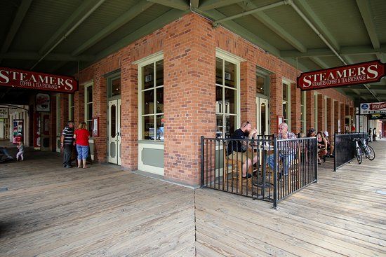 Steamers Bakery & Cafe