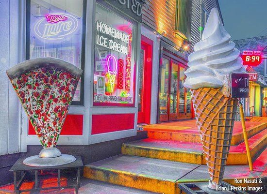 Twisted Pizza Subs and Ice Cream