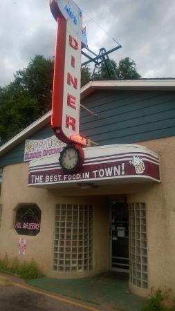 Mo's Diner & Lounge