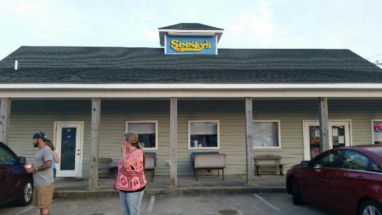 Spanky's Grille & Pizza