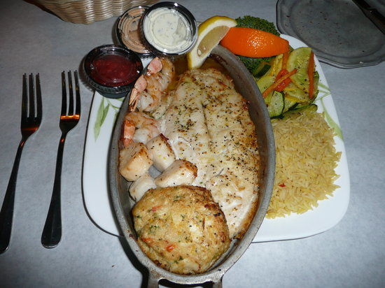 Port O' Call Restaurant and Gaslight Saloon